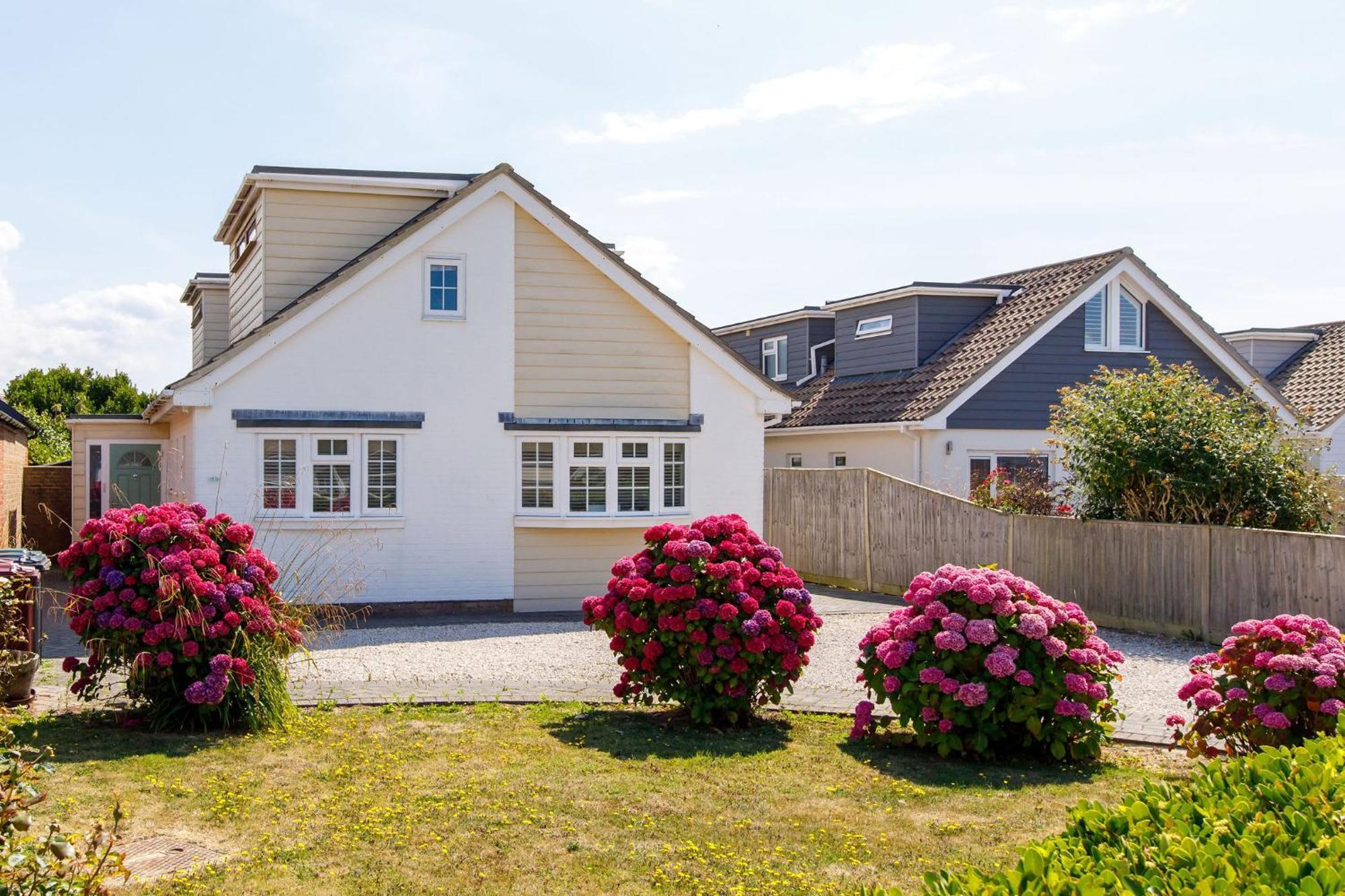 Family Seaside Retreat - 5 Minutes To Beach West Wittering Exterior foto